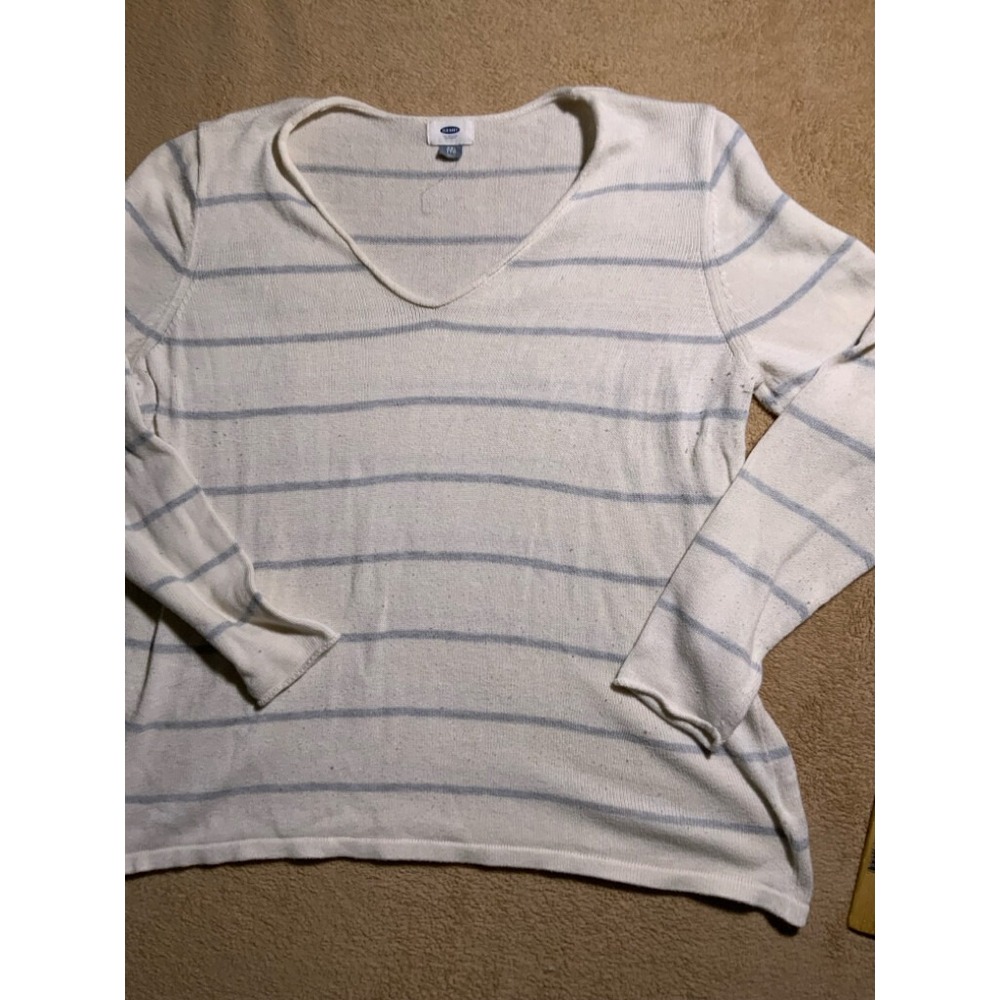 Old Navy Women 2XL White Gray Casual Stripe‎ Pullover Light Knit V-Neck Sweater